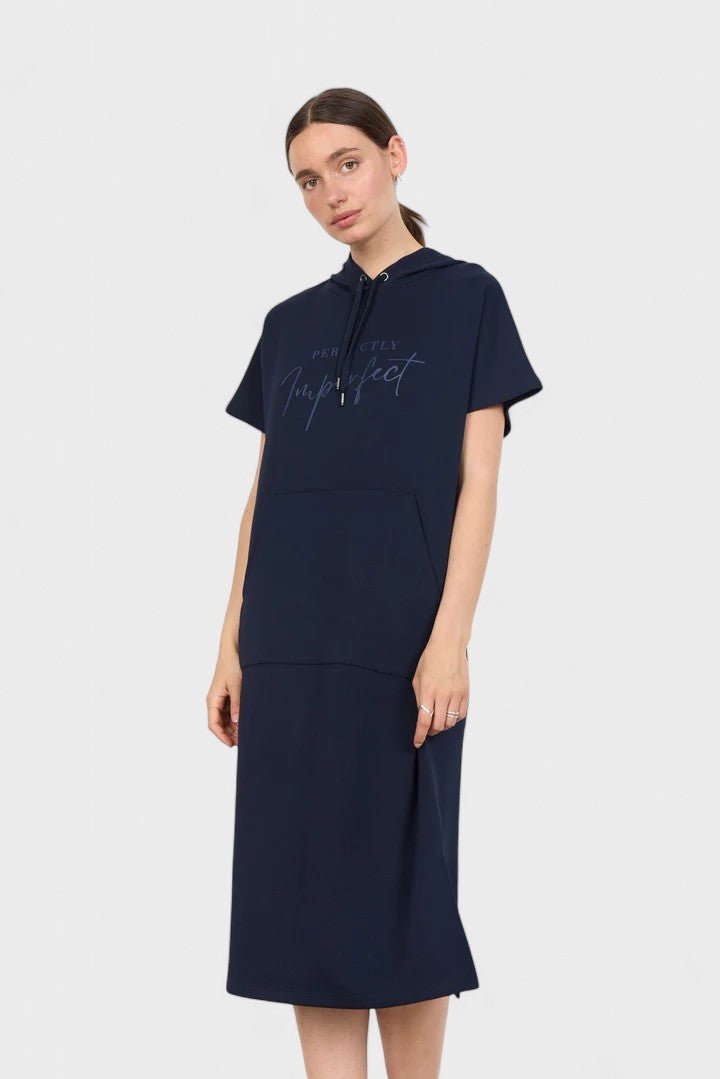 Saskia™ | Vestido casual com capuz - Ines Braga