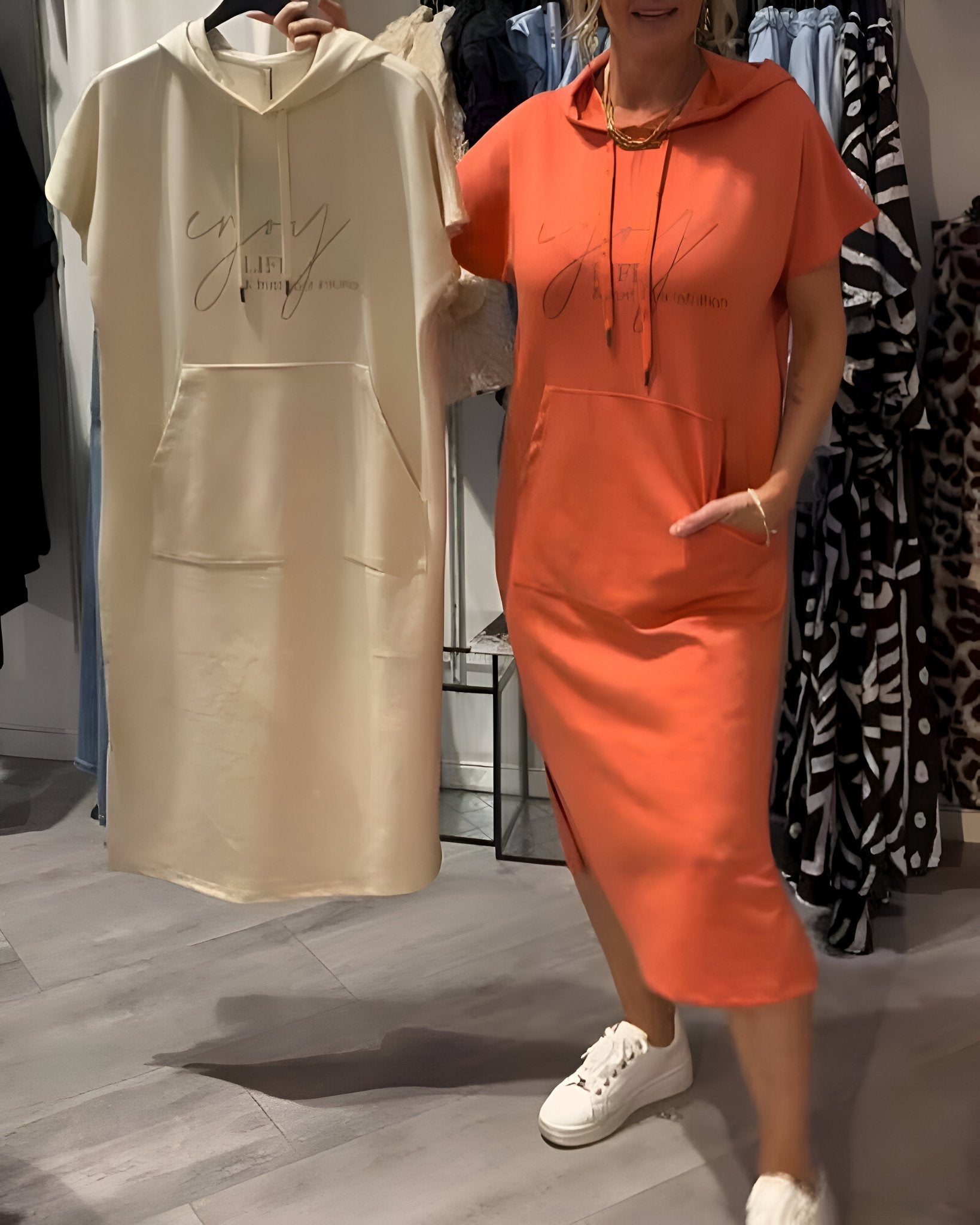 Saskia™ | Vestido casual com capuz - Ines Braga