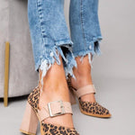 Selveta | Sandálias em camurça com padrão de leopardo e salto estável - Ines Braga