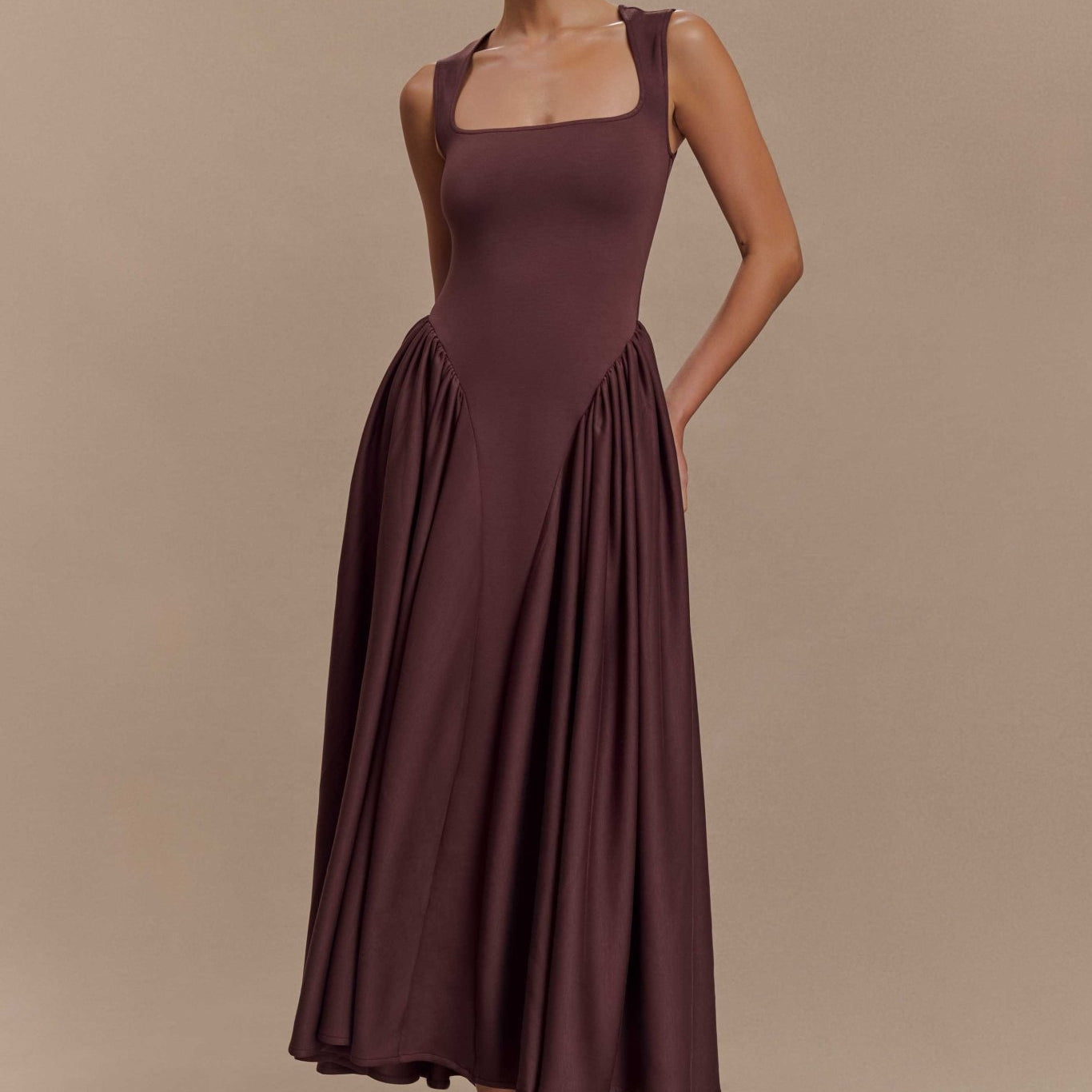 Sharon |Vestido midi em malha de esparguete - Castanho cacau - Ines Braga