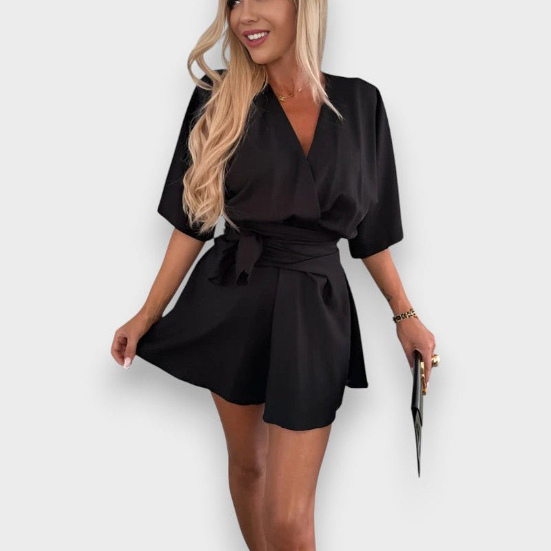 SOFIE | Elegância e Conforto: O Macacão Perfeito para Mulheres com Estilo - Ines Braga