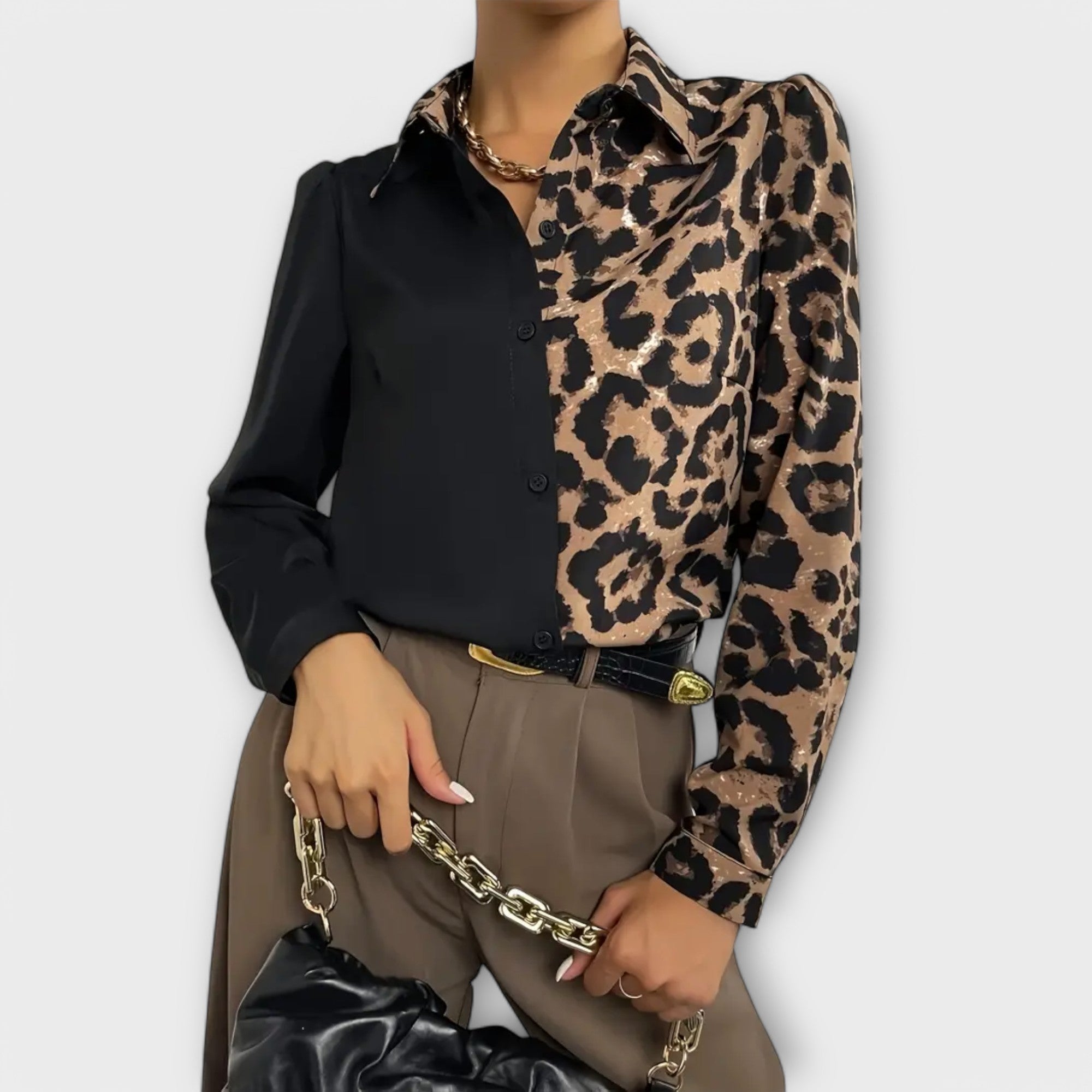 Valetina | Blusa de leopardo simples e elegante - Ines Braga