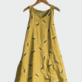 Vestido com Estampa de Abelhas - Ines Braga