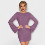 Vestido de lantejoulas com costas abertas e mangas compridas - Ines Braga