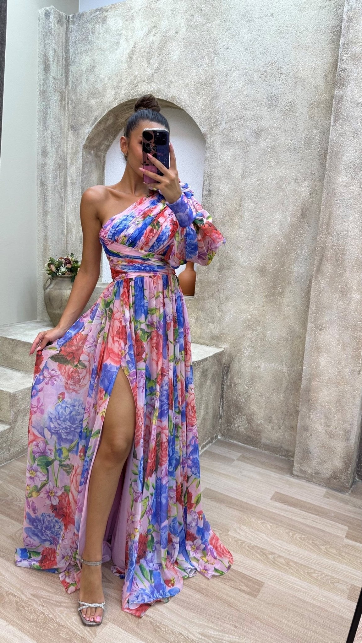 Whitney | Vestido Elegante e Fluido de Ombro para Eventos de Verão - Ines Braga